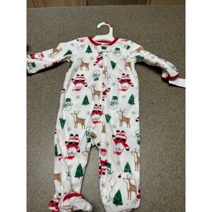 Christmas Carter's NWT 6 mo fleece sleeper Santa and reindeer